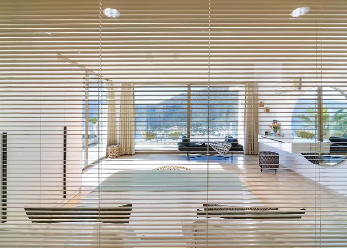 Moonshine Fantastic View Large Privat Pool