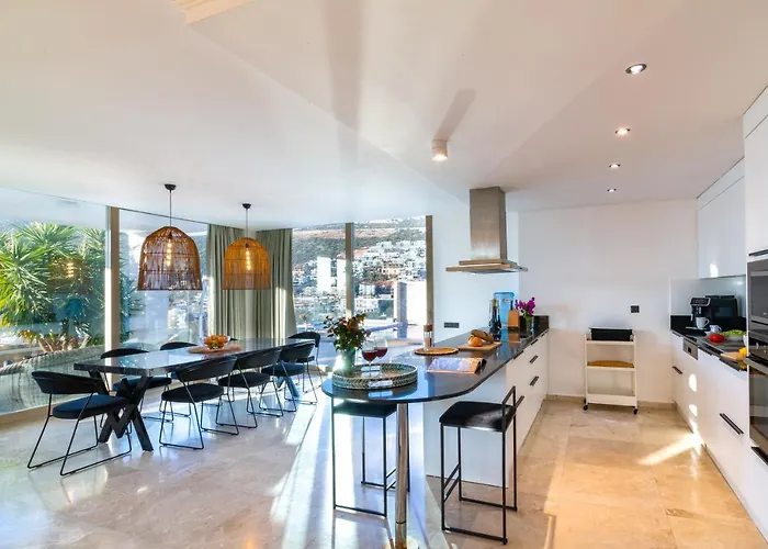 Moonshine Fantastic View Large Privat Pool فيلة *