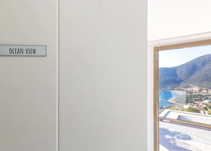 Moonshine Fantastic View Large Privat Pool فيلة كالكان